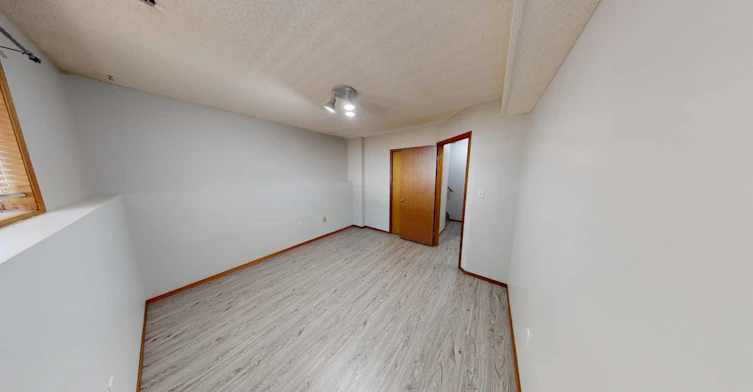 B-9408 100 Avenue, Grande Prairie, AB, T8V 0S9 - 7