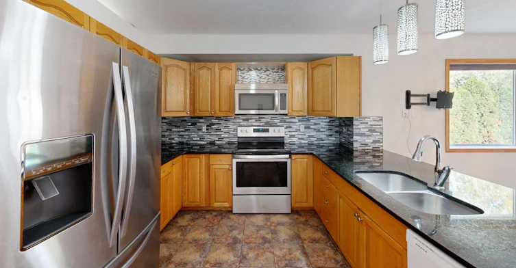7 Mt Alderson Place W, Lethbridge, AB, T1K 6N7 - 5