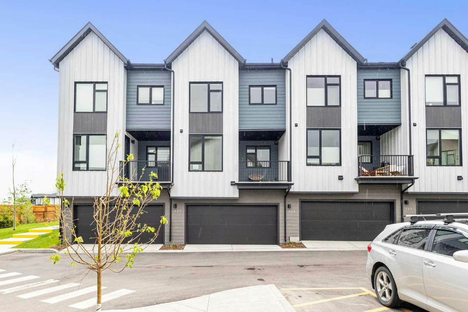 327-85 Sage Hill Heights NW, Calgary, AB, T3R 2E5