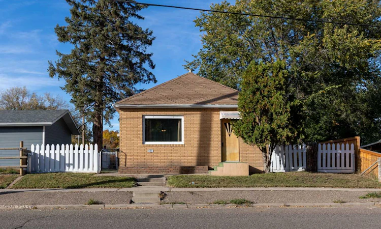 1114 Bridge Street SE