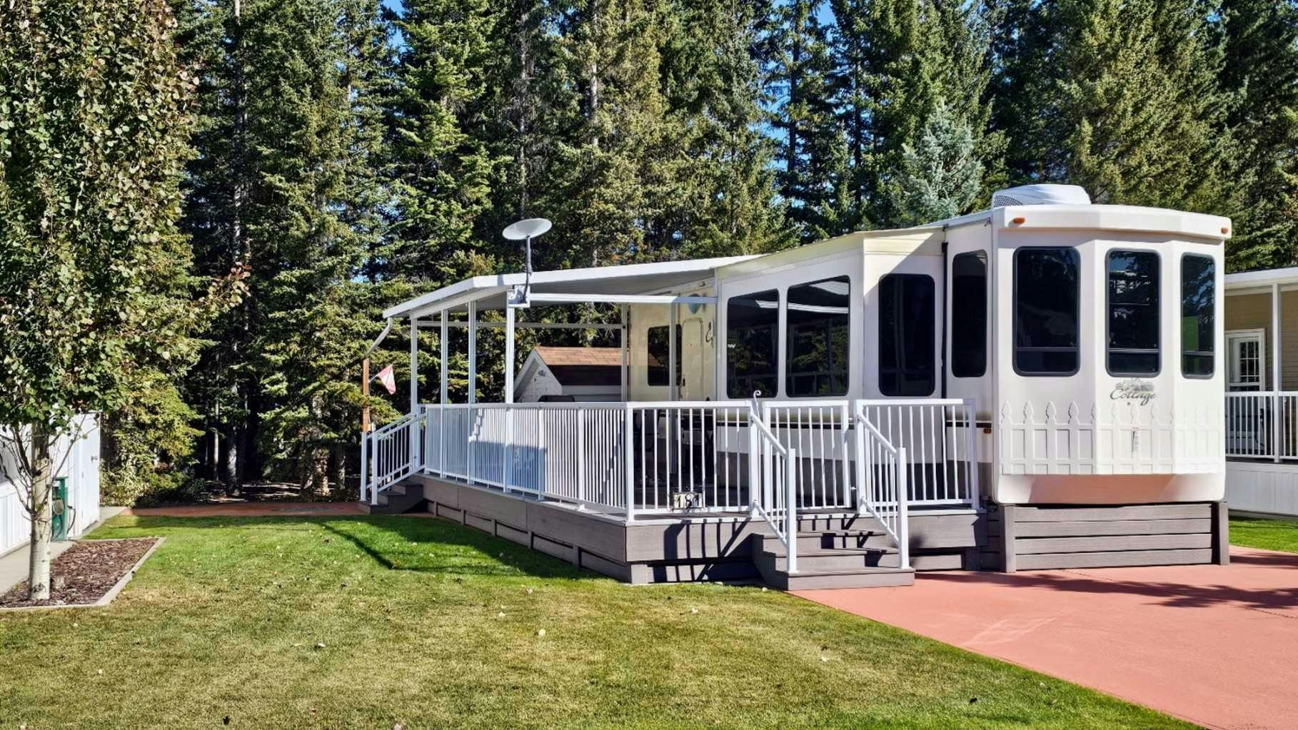 181-32379 Range Road 55, Rural Mountain View County, AB, T0M 1X0