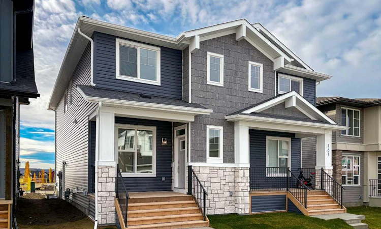 165 Silver Spruce Road SW