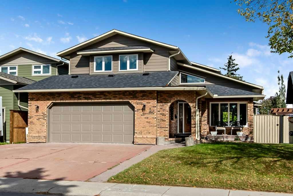 56 Bernard Way NW, Calgary, AB, T3K 2E9