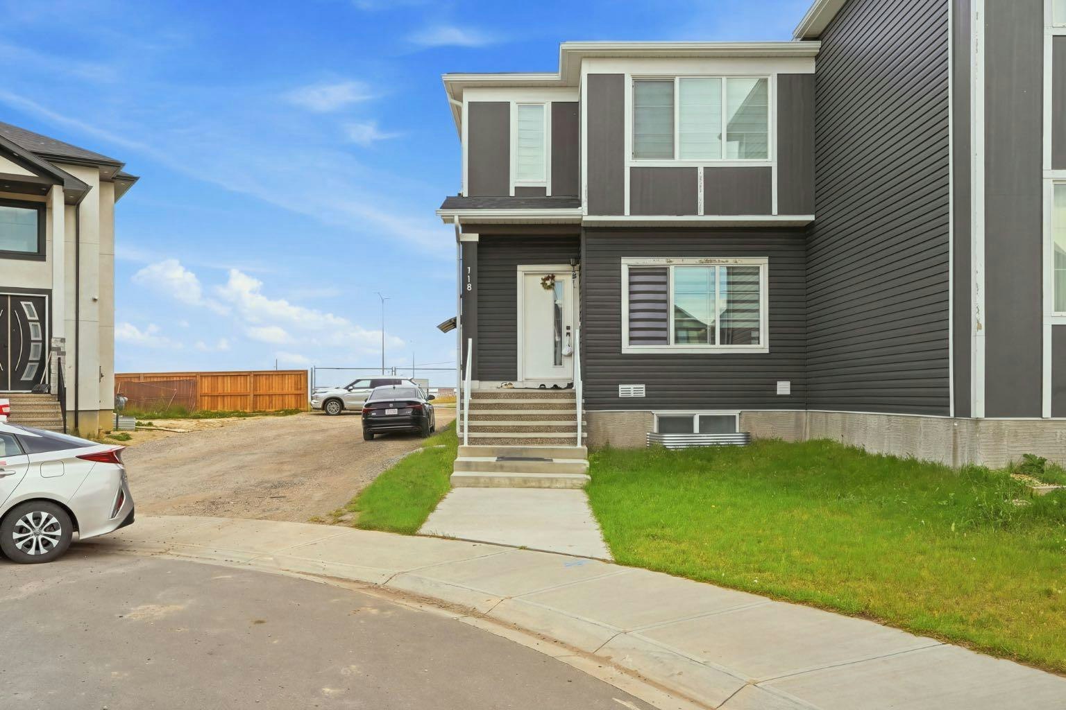 118 Saddlelake Manor NE, Calgary, AB, T3J 2E8