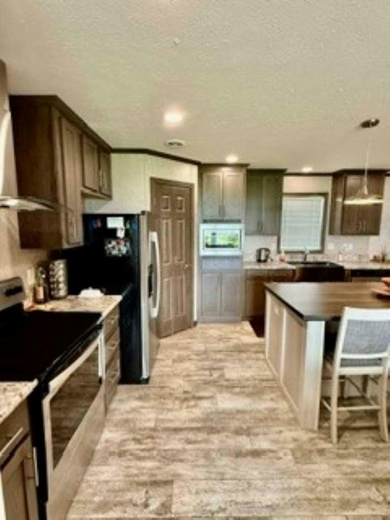 890 Pelican Road, Rural Opportunity M.D., AB, T0G 2K0 - 6