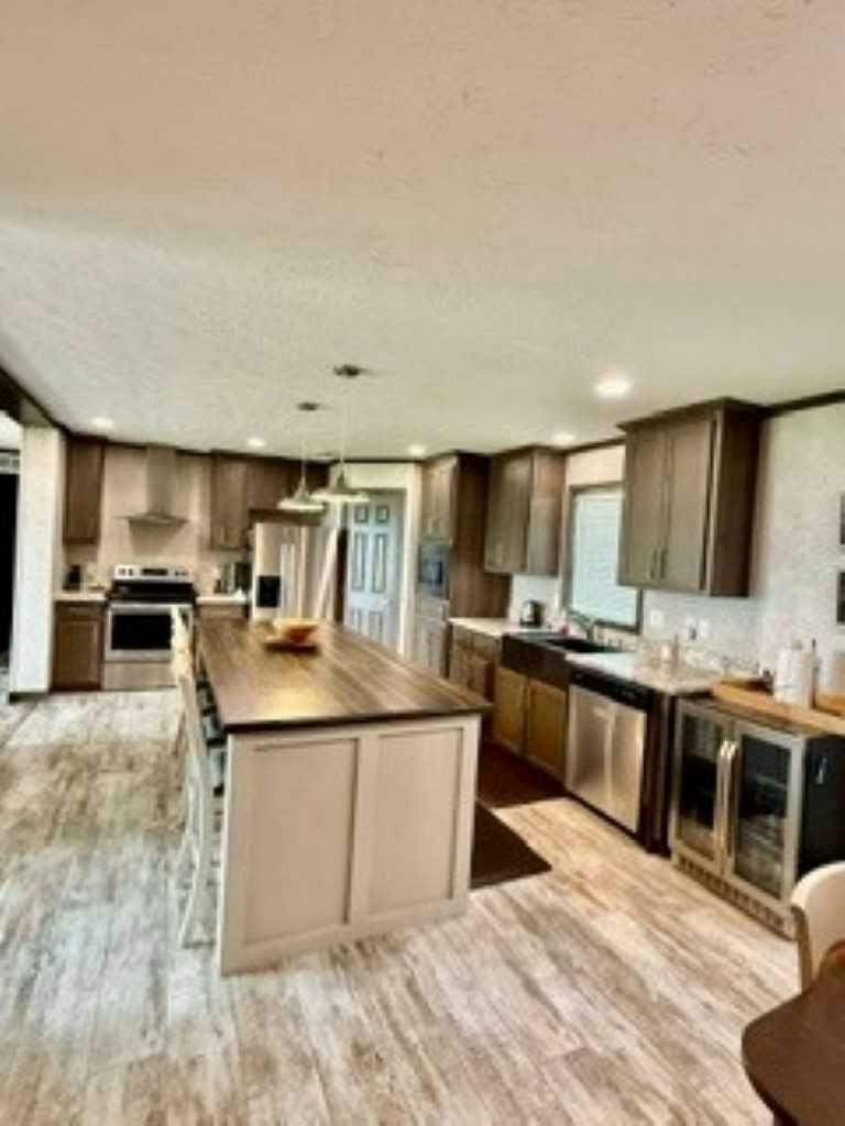 890 Pelican Road, Rural Opportunity M.D., AB, T0G 2K0 - 8
