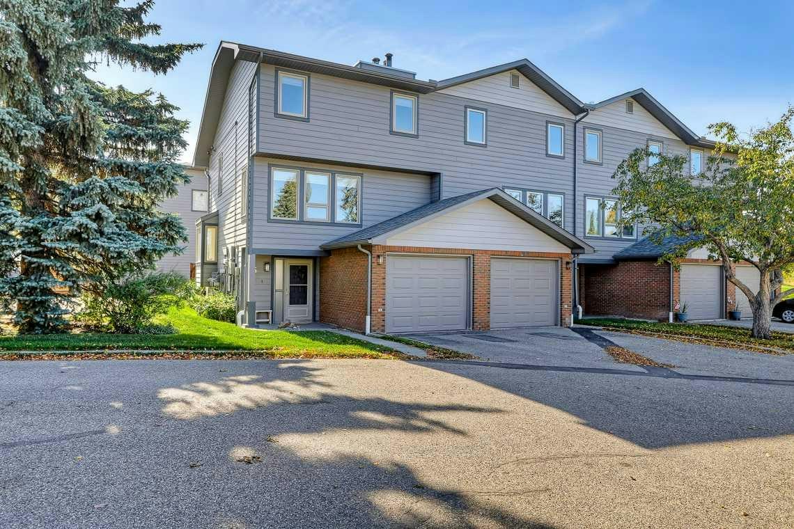 5-64 Woodacres Crescent SW, Calgary, AB, T2W 4V6