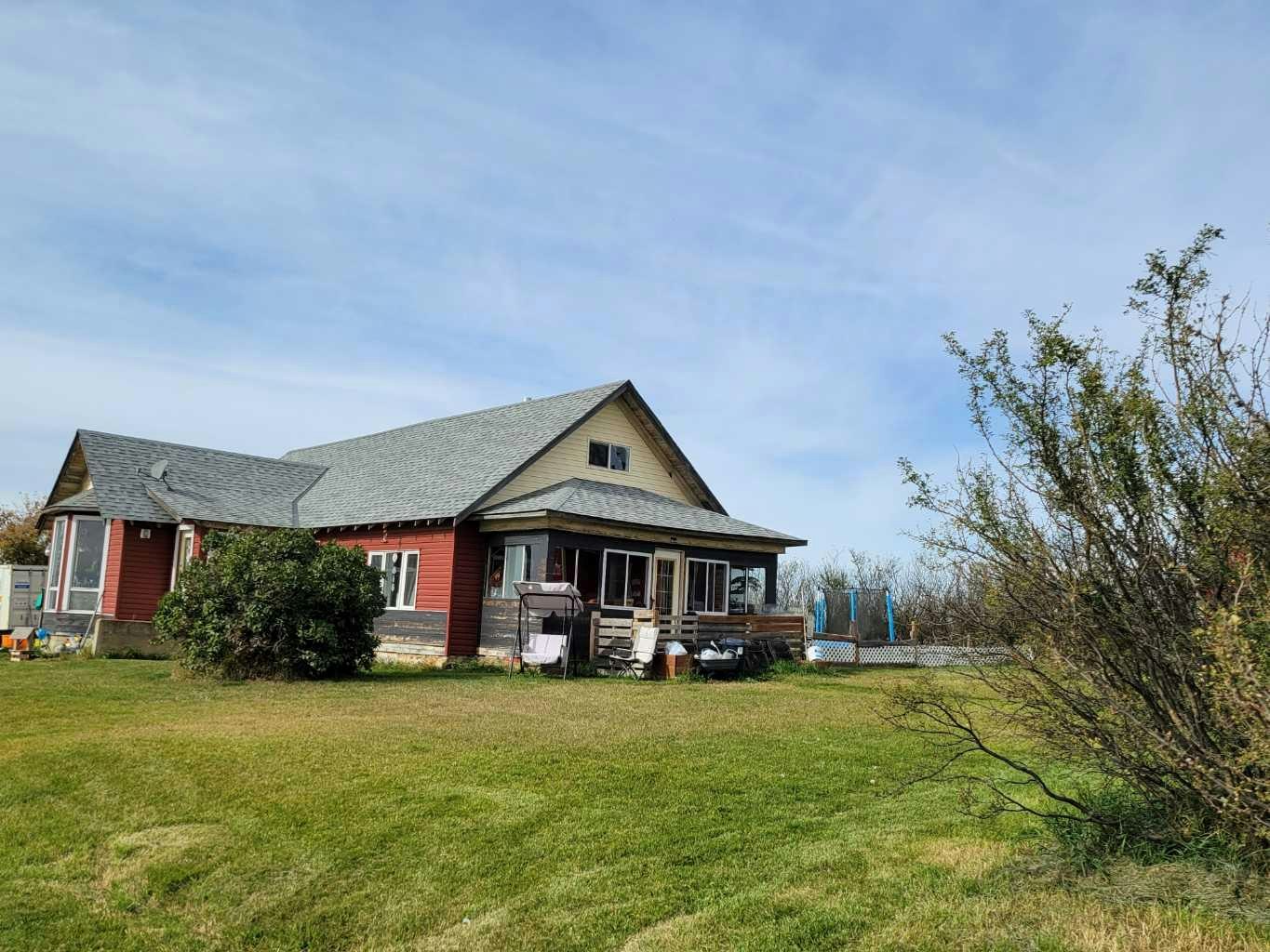 38024 182 Range, Stettler, AB, T0C 2L0