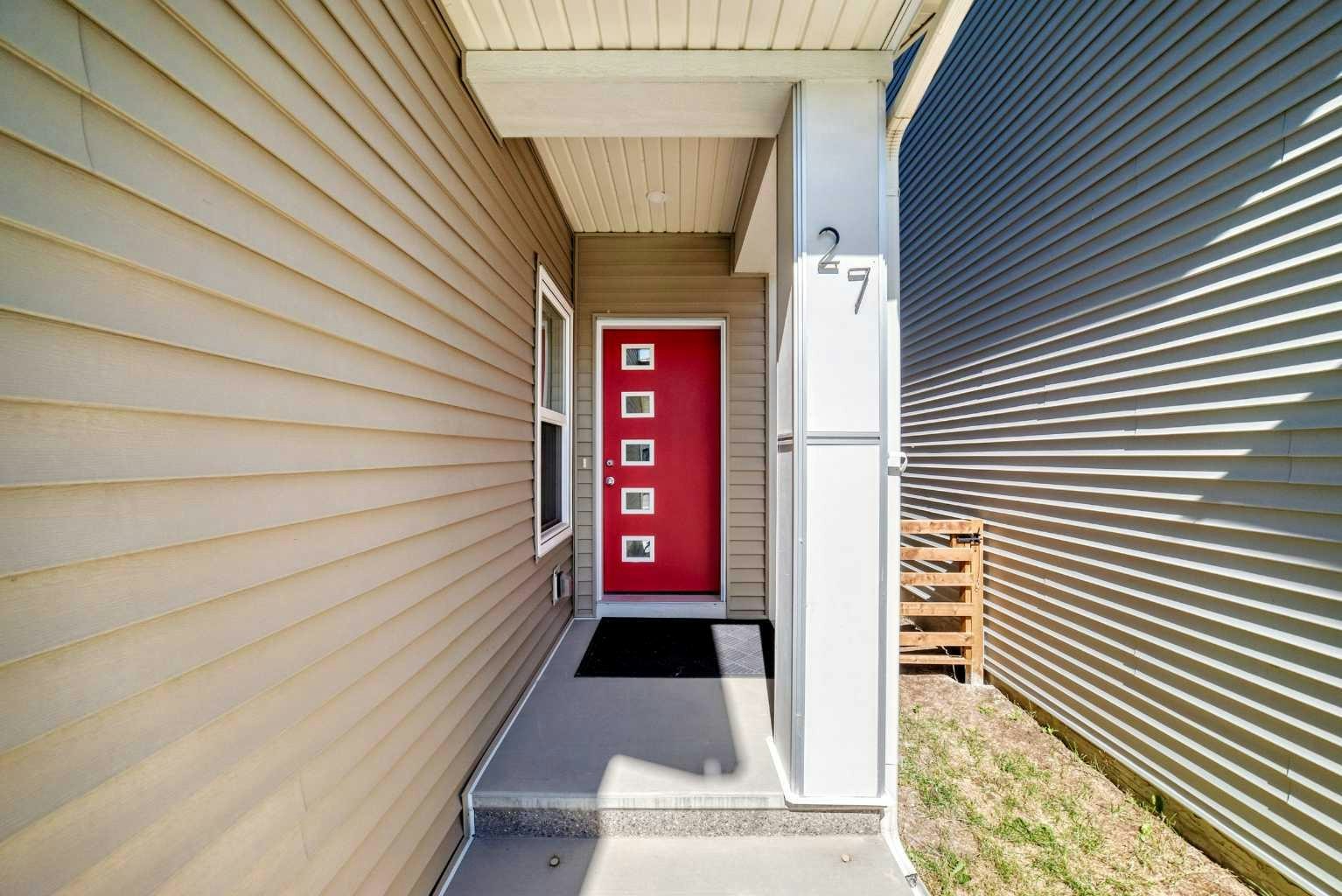 27 Belvedere Point SE, Calgary, AB, T2A 7Y9 - 3