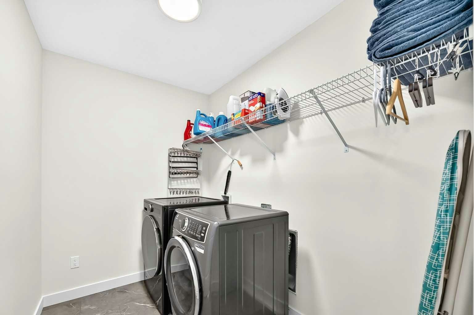 27 Belvedere Point SE, Calgary, AB, T2A 7Y9 - 35