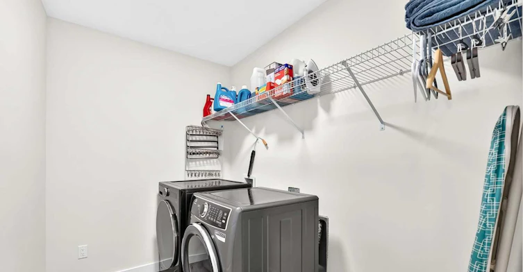 27 Belvedere Point SE, Calgary, AB, T2A 7Y9 - 35