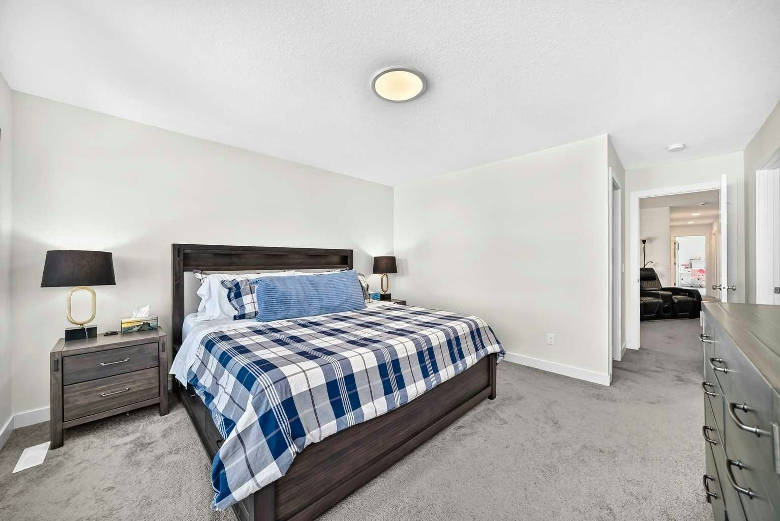 27 Belvedere Point SE, Calgary, AB, T2A 7Y9 - 21