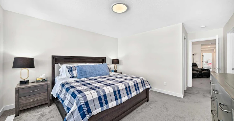 27 Belvedere Point SE, Calgary, AB, T2A 7Y9 - 21