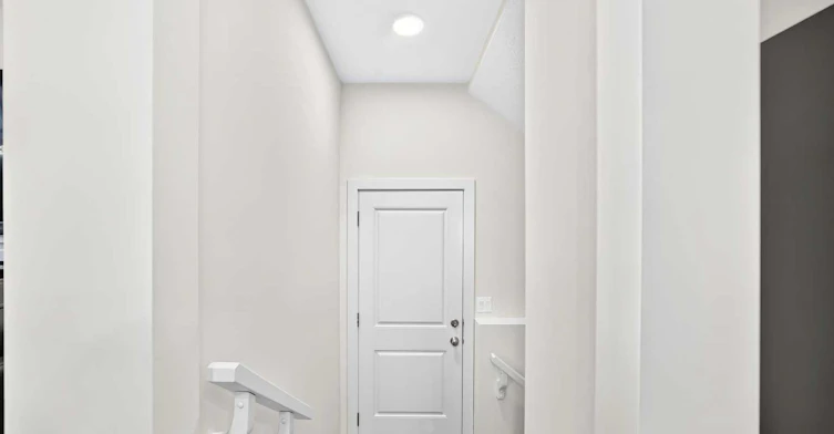 27 Belvedere Point SE, Calgary, AB, T2A 7Y9 - 36