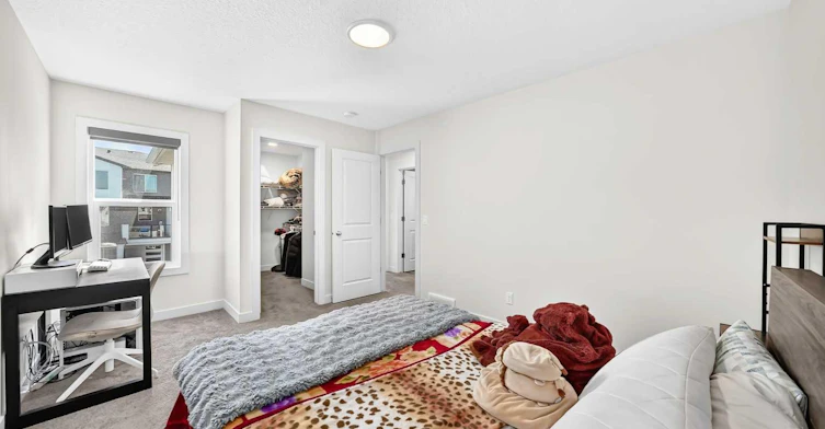 27 Belvedere Point SE, Calgary, AB, T2A 7Y9 - 27