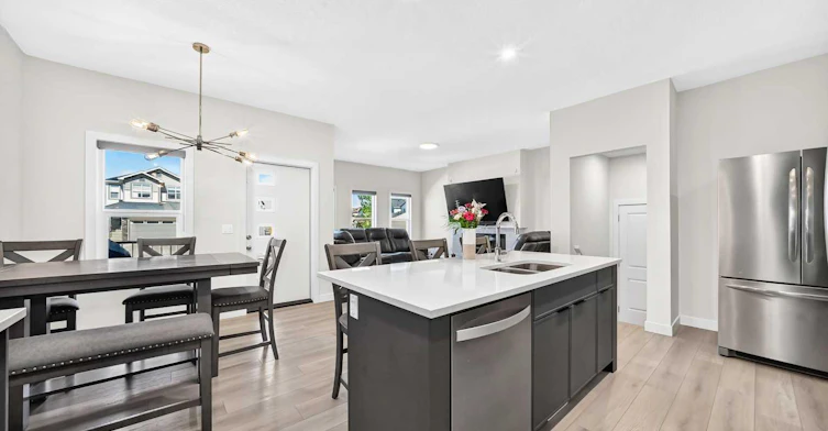 27 Belvedere Point SE, Calgary, AB, T2A 7Y9 - 9