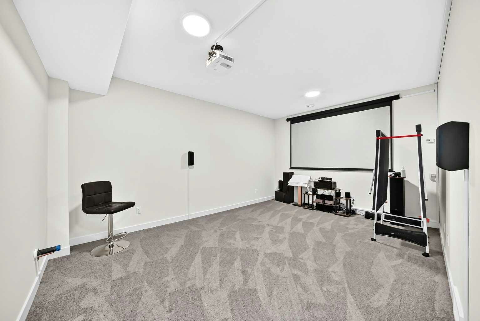 27 Belvedere Point SE, Calgary, AB, T2A 7Y9 - 37