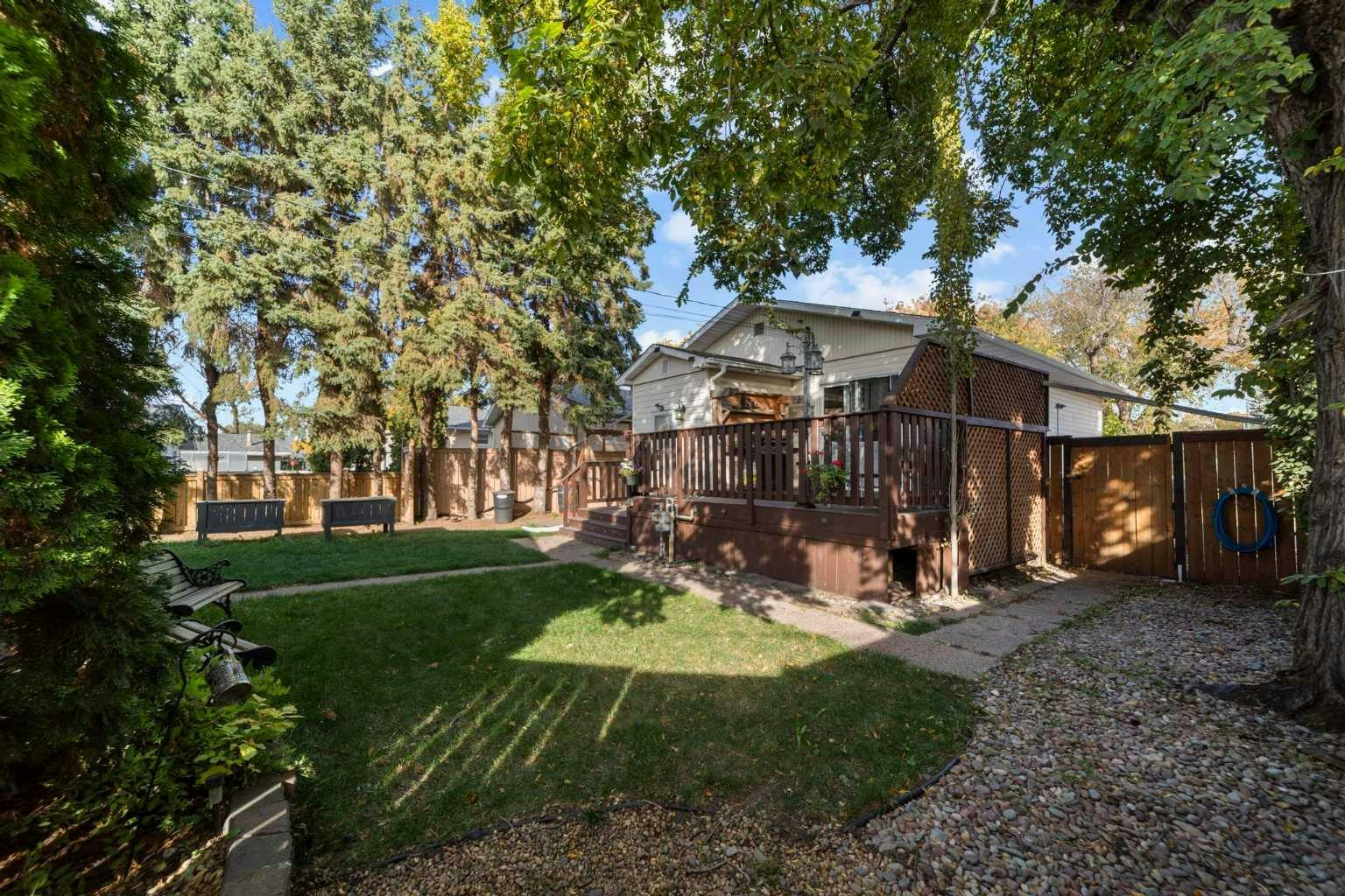 5218 45 Street, Camrose, AB, T4V 1E9