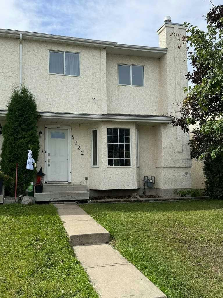 4732 43 Street, Sylvan Lake, AB, T4S 1M3