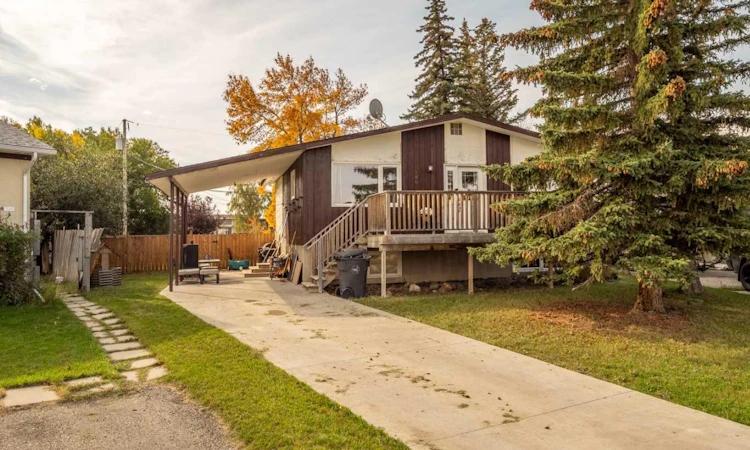 786 Isabel Crescent