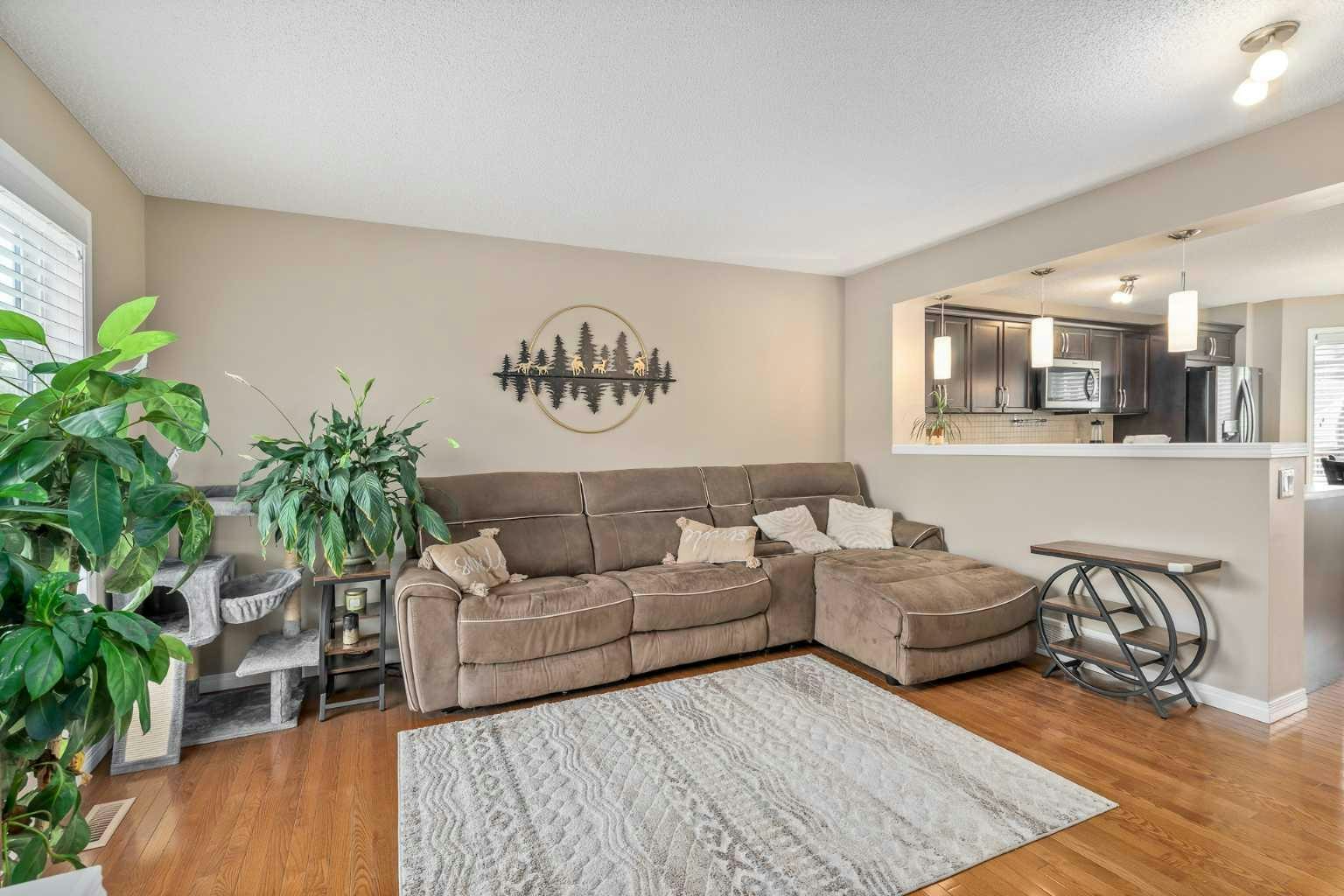 240 Elgin Meadows Gardens SE, Calgary, AB, T2Z 0M4