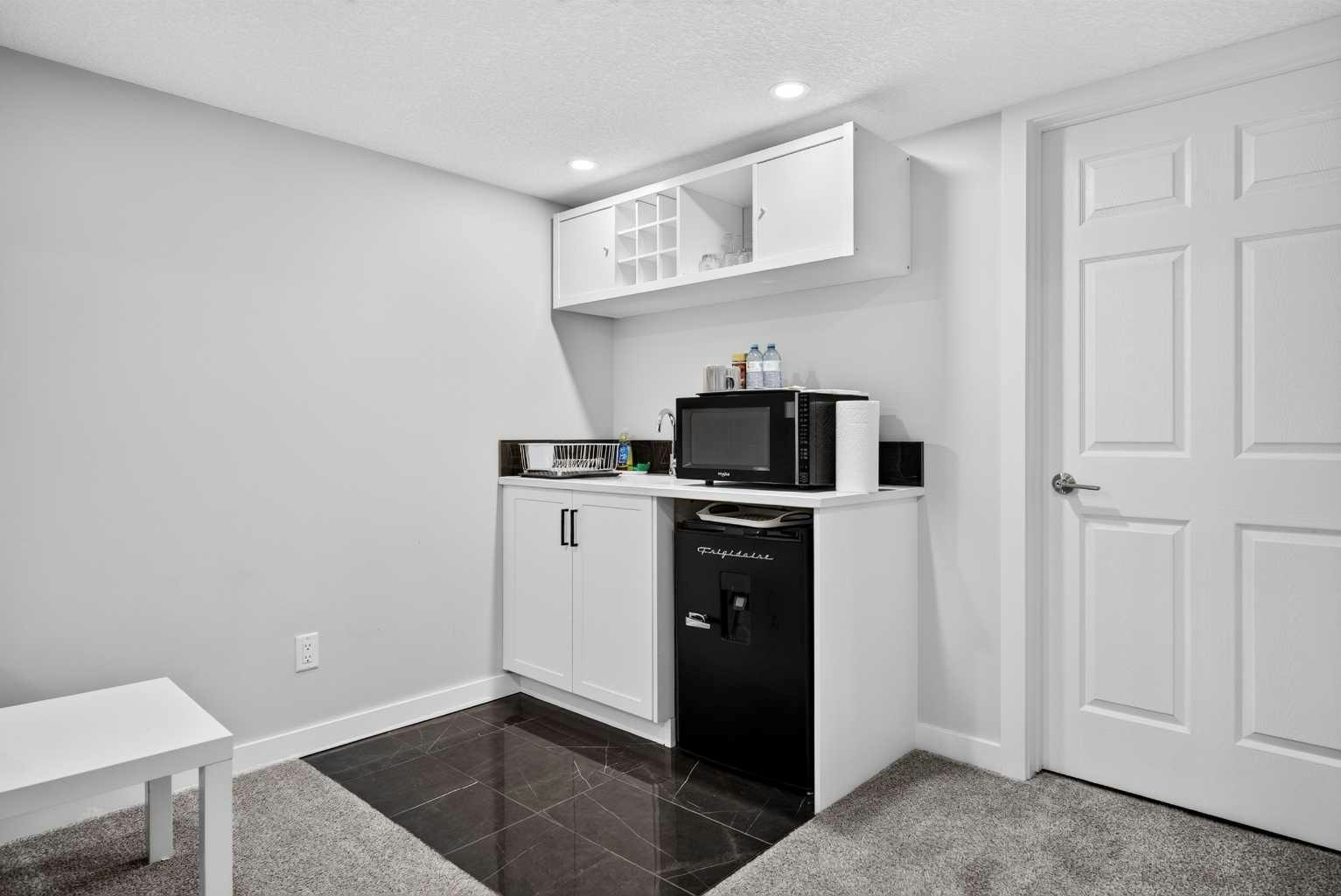 30 Evanscrest Rise NW, Calgary, AB, T3P 0R7 - 30