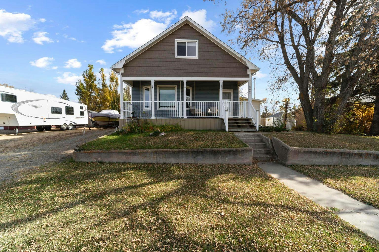5009 45 Street, Castor, AB, T0C 0X0