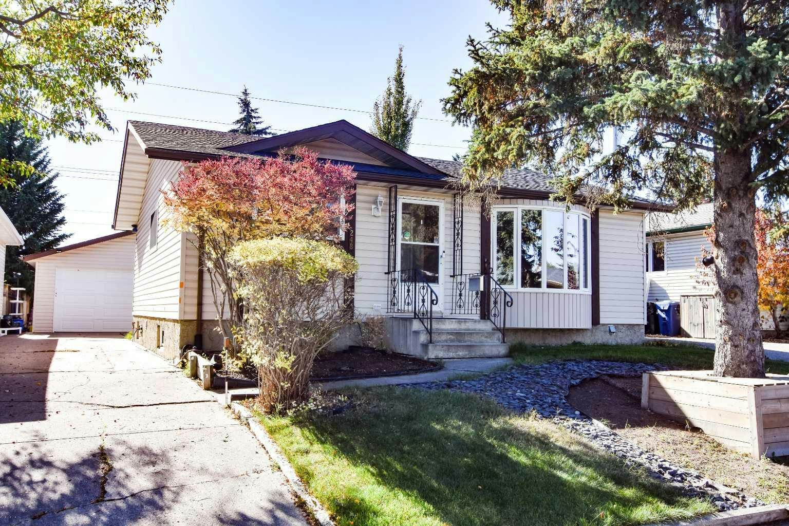 248 Bracewood Road SW, Calgary, AB, T2W 3C1