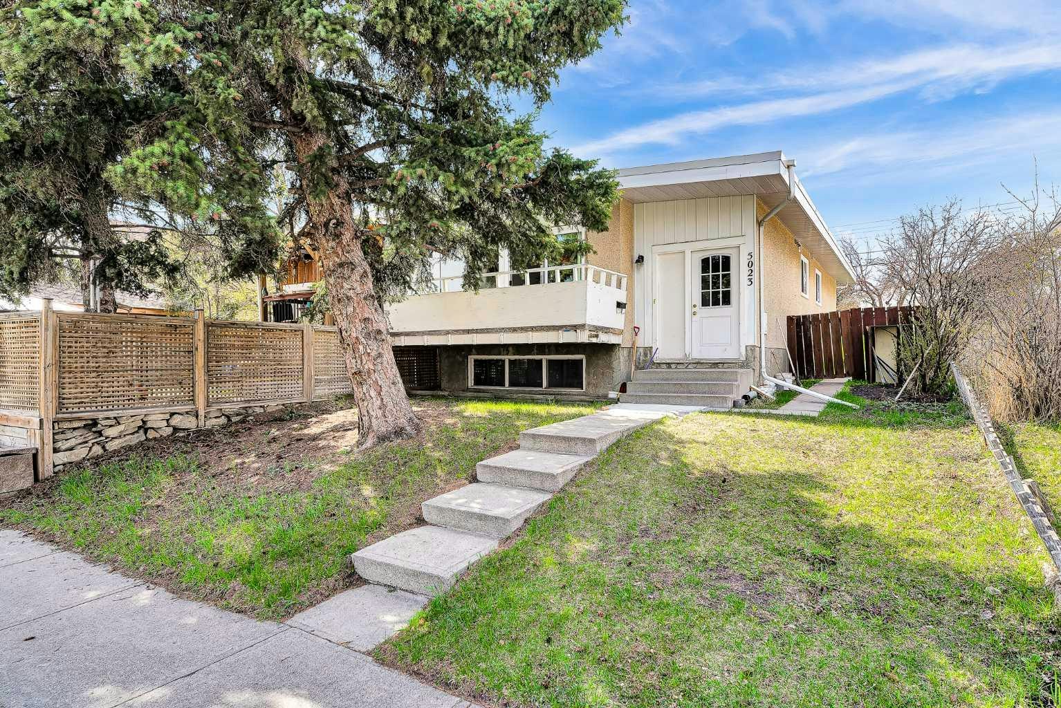 5023 North Haven Drive NW, Calgary, AB, T2K 2K5