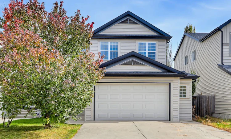 151 Copperfield Common SE