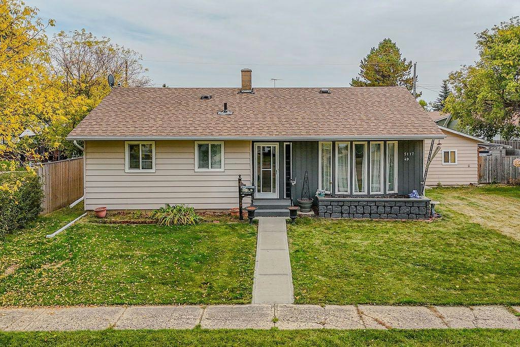 5117 49 Street, Daysland, AB, T0B 1A0