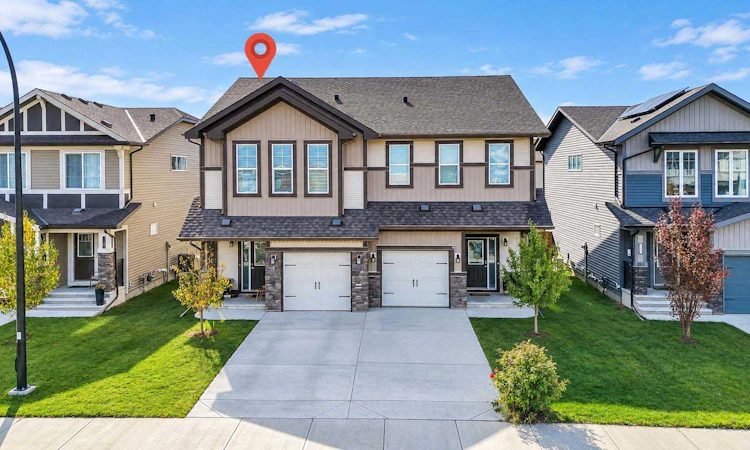 235 Clydesdale Avenue
