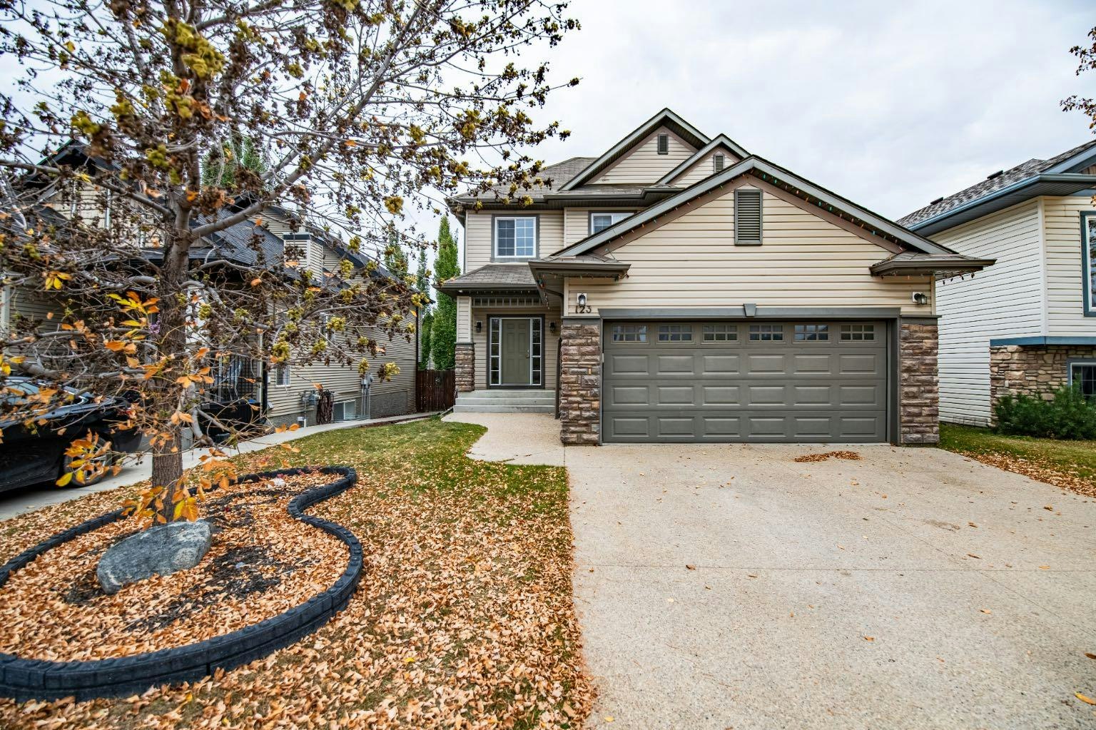 123 Wiley Crescent, Red Deer, AB, T4N 7G5