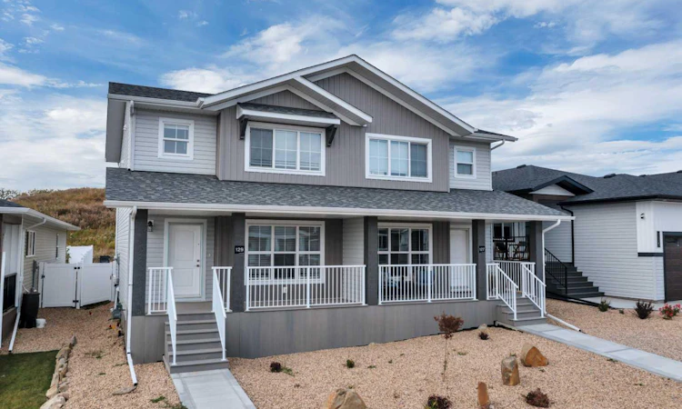 129 Gray Close
