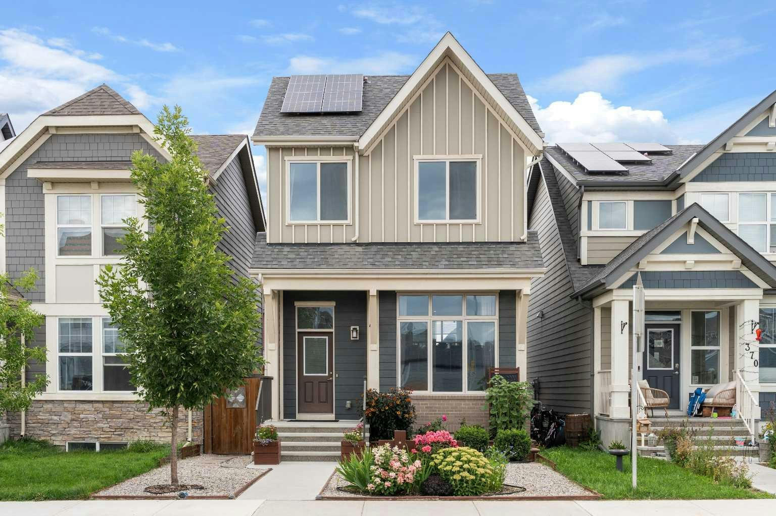 374 Magnolia Square SE, Calgary, AB, T3M 2W4