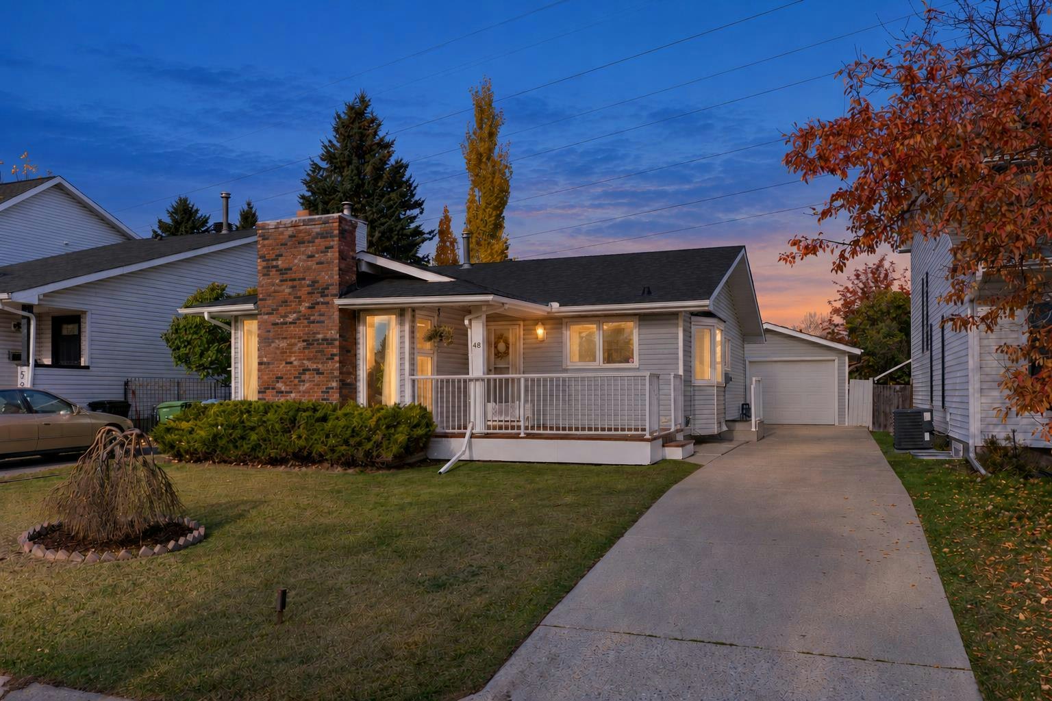48 Strathclair Rise SW, Calgary, AB, T3H 1G4