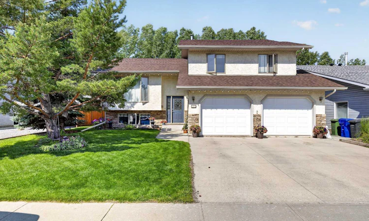 151 Balsam Crescent