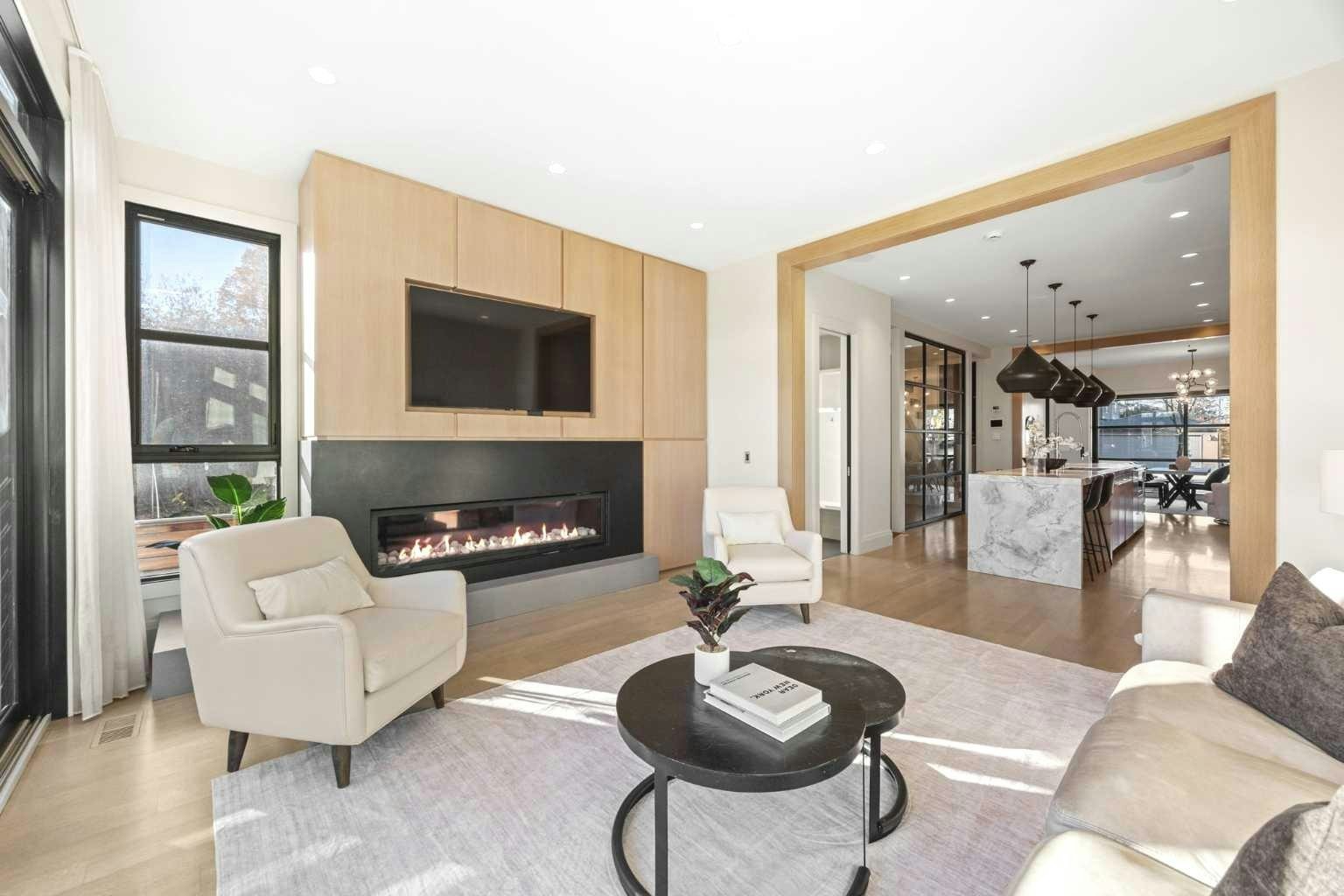 1945B 25 Avenue SW, Calgary, AB, T2T 1A6