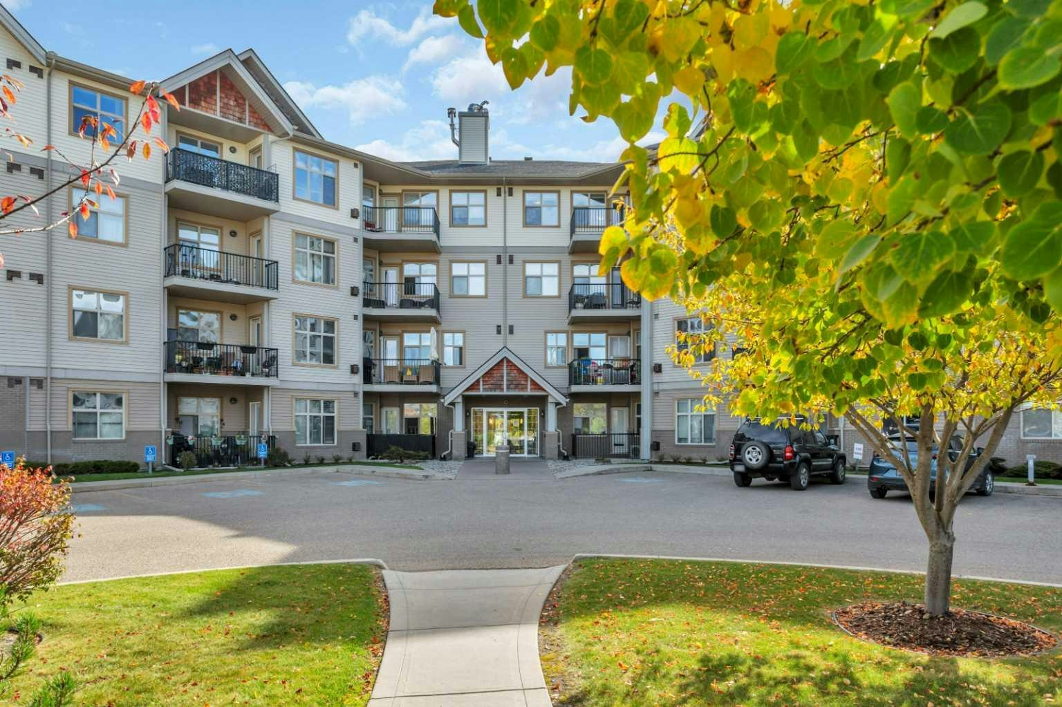 420-100 Lakeway Boulevard, Sylvan Lake, AB, T4S 0A4