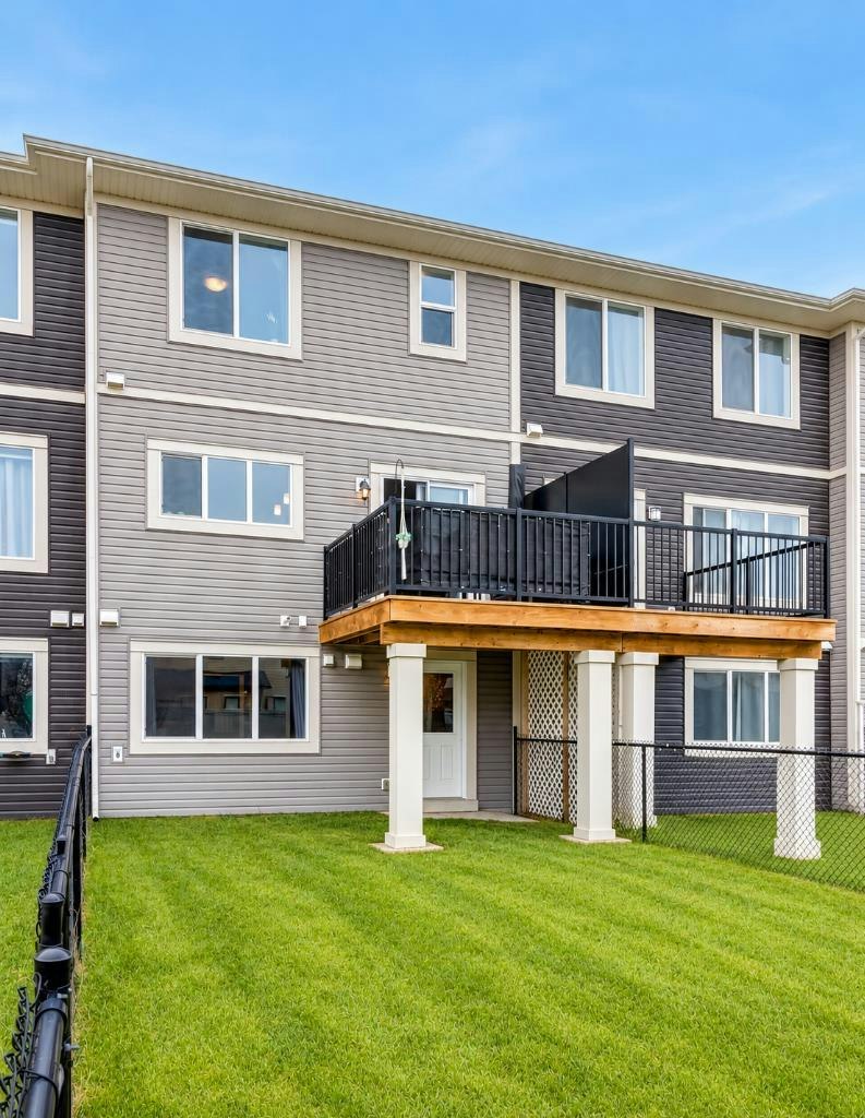 497 Hillcrest Road SW, Airdrie, AB, T4B 4T8