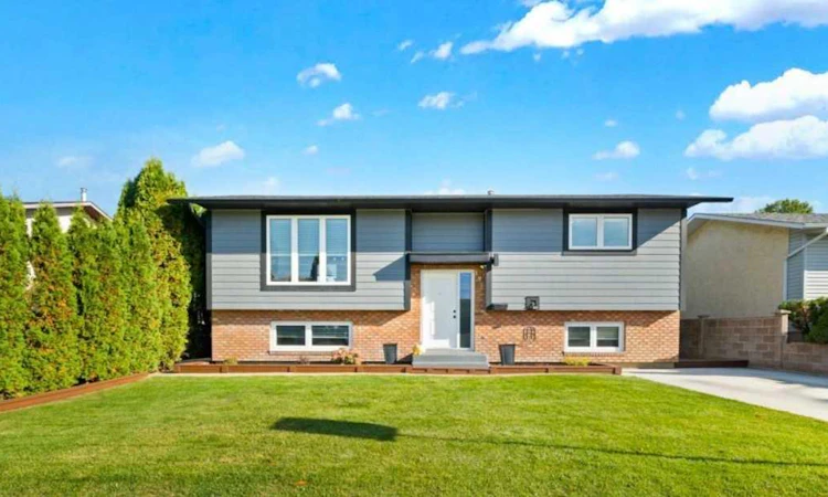 190 Sprague Way SE