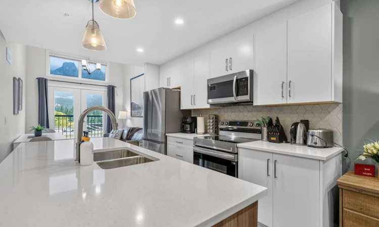 412-750 Harvie Heights Road