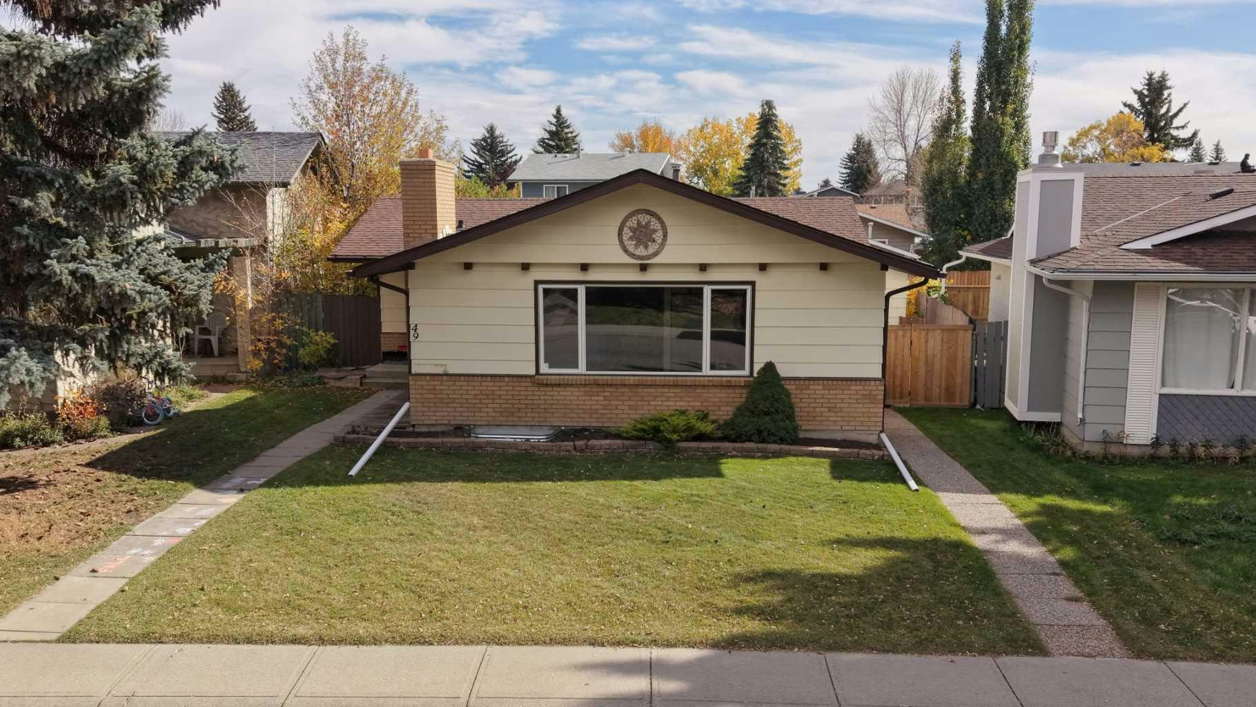 49 Sunhurst Crescent SE, Calgary, AB, T2X 1M5