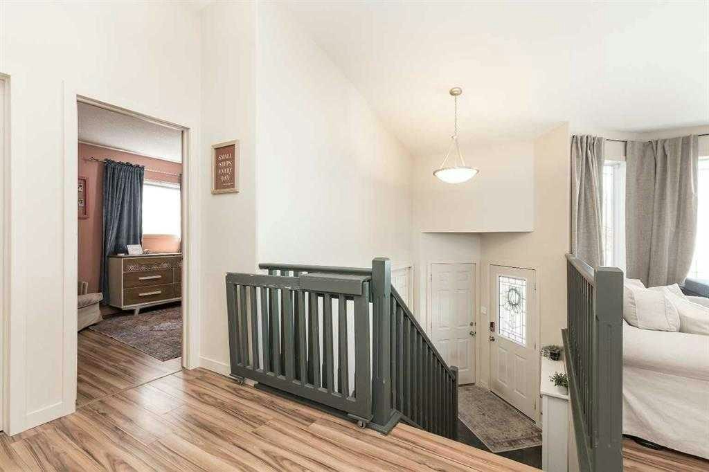 195 Cowichan Court W, Lethbridge, AB, T1K 7T7 - 3