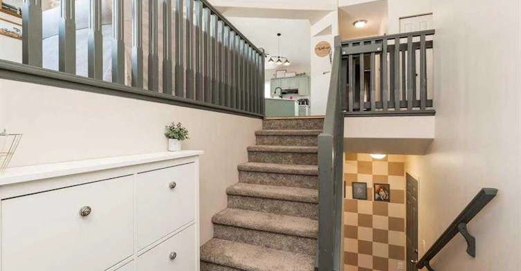 195 Cowichan Court W, Lethbridge, AB, T1K 7T7 - 2