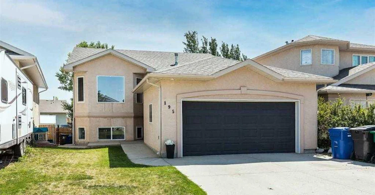 195 Cowichan Court W, Lethbridge, AB, T1K 7T7