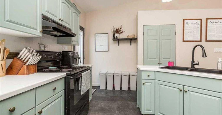 195 Cowichan Court W, Lethbridge, AB, T1K 7T7 - 9