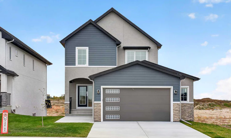 11 Lakewood Way