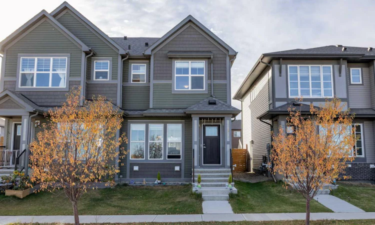 251 Chinook Gate Boulevard SW
