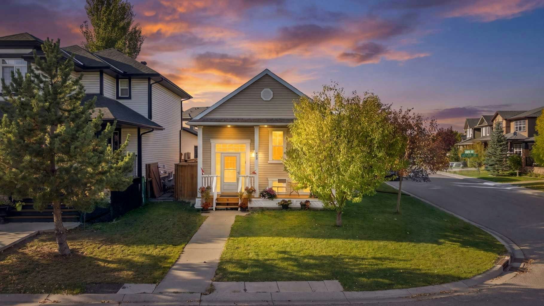 75 Evansdale Way NW, Calgary, AB, T3P 0C1